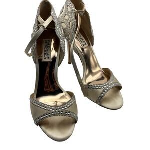 Badgley Mischka Rhinestone Ankle Strap Heels Champagne Satin Size 7